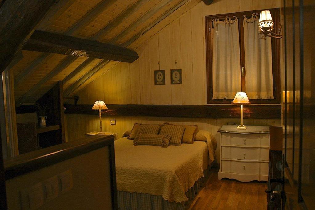 Hotel Casa Frauca Sarvisé Szoba fotó